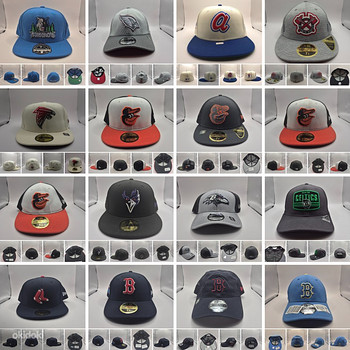 Кепки New Era