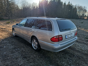 Mercedes Benz Klass E 280 4matic Universal - 4x4 (3 foto / 6)