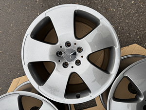 18" оригинальные диски Mercedes-Benz 5x112 (как новые) (6 фото из 7)