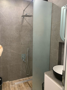 Коммерческая недвижимость (12 фото из 14)