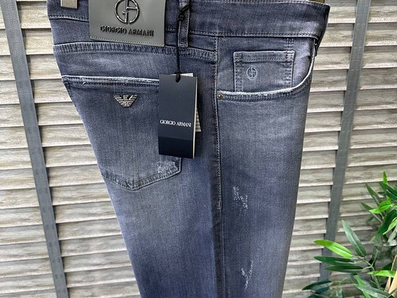 Джинсовые шорты Armani
