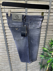 Джинсовые шорты Armani (1 фото из 1)