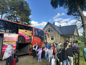 Kohtla-Järve bussirent,reisijate vedu,invatransport, (2 foto / 6)