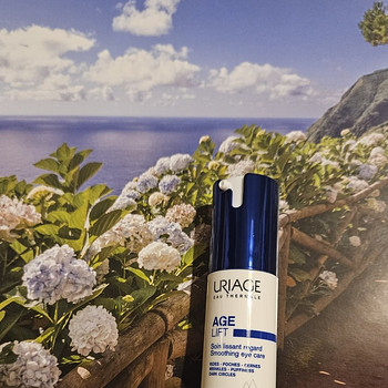 UUS! Uriage Age Lift silmaümbruskreem 15ml