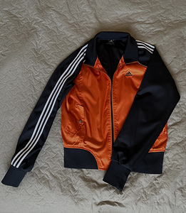 Зипка adidas (1 фото из 3)