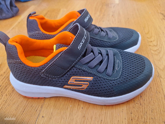 Кроссовки Skechers р. 33