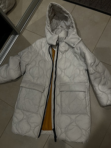 В/о куртка Zara (1 фото из 3)