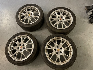 Литые диски 5x112 (2 фото из 2)