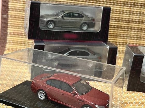 BMW 5 Series E60 M5 Մետաղական կոլեկցիոն մեքենայի մոդել 1/64
