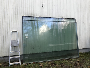 Kolmekordsed klaaspaketid kasvuhoonele (1 foto / 2)