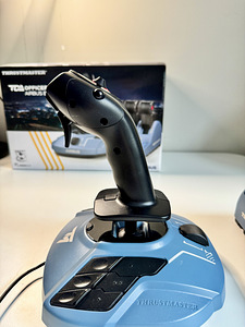 Thrustmaster TCA Officer Pack Airbus Edition (4 foto / 10)
