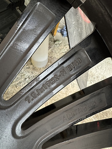 19" Mercedes-Benz AMG originaalvelg 5x112 (1tk) (3 foto / 3)