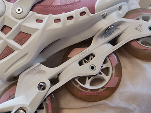 Роликовые коньки Powerslide ARGON ROSE 100 (4 фото из 7)