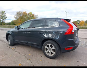 VOLVO xc60 151 кВт (8 фото из 10)