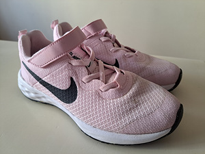 Nike tossud suurus 33 (2 foto / 3)