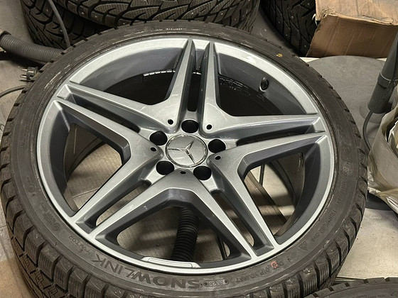 19" 5x112 диски MB mercedes на зимней резине