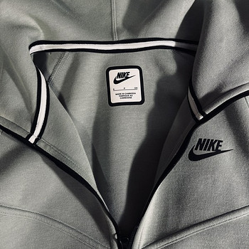 Nike tech fleece woman’s
