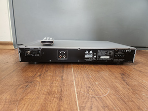 Denon TU-1500 AE AM/FM стерео тюнер (3 фото из 3)