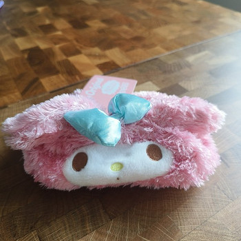 Hello kitty konteiner taskurätikute jaoks Uus