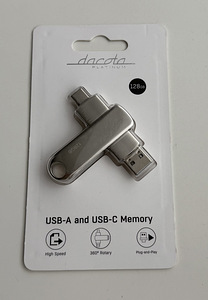 Dacota Platinum USB-A and USB-C Memory 128gb (1 foto / 2)