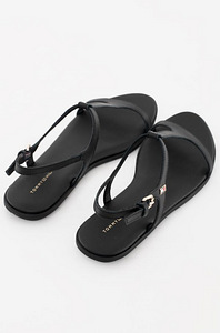 Uus Tommy Hilfiger Nahast Sandaalid suurus 38 (3 foto / 5)