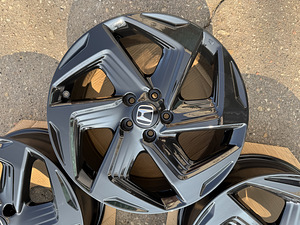 19" оригинальные диски Honda 5x114,3 (3 фото из 8)