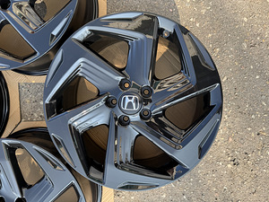 19" оригинальные диски Honda 5x114,3 (4 фото из 8)