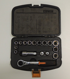 Комплект головок Edwin + чемодан (1 фото из 5)