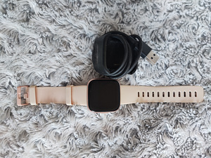 Fitbit versa 2 (2 фото из 2)