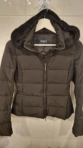 Armani jeans пуховик размер S (1 фото из 4)