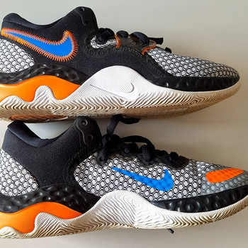 Nike tossud