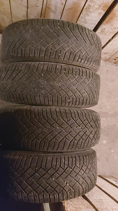 Всесезонные ламельные шины 4 шт. на дисках Kia 225/65 R17 (5 фото из 5)