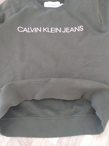 Calvin Klein pusa xs (3 foto / 3)
