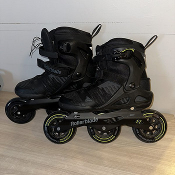 Роликовые коньки Rollerblade Macroblade 110 3WD In-Line Skat