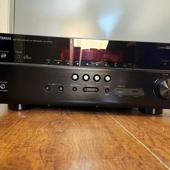 Yamaha RX-V679 7.2 4K, BT.USB,WiFi