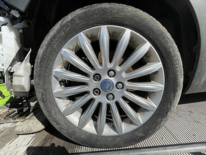 FORD S-MAX 2,0 TDCI, AUTOMAAT, VARUOSAD (9 foto / 10)