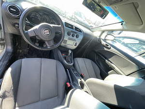 SEAT LEON 1,6 БЕНЗИН, ЗАПЧАСТИ (7 фото из 10)