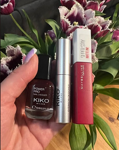 Kiko Milano komplekt (küünelakk, kulmude geel + matt huulepu (1 foto / 2)
