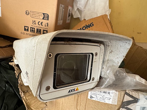 IP камера AXIS 1.3mpx (2 фото из 3)