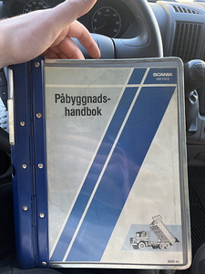 Scania руководство (1 фото из 3)