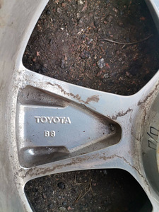 Müüa originaalveljed r18 Toyota jaoks (4 foto / 4)