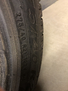 305/35 R21 (2 шт.) 275/40 R21 (2 шт.) Pirelli (4 фото из 4)