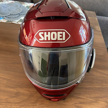 Kiiver SHOEI Neotec 2 Bluetooth-süsteemiga Sena 50S
