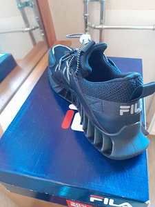 Новая PUMA , FILA (4 фото из 4)