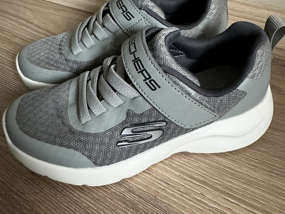 Кроссовки Skechers