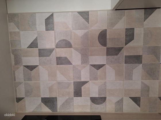 Keraamiline seinaplaat 20x40cm, 2 pakki kokku 24.-