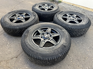 16" диски BM Wheels 6x139,7 + зимние шины 245/70 7мм (1 фото из 8)