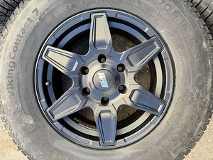16" диски BM Wheels 6x139,7 + зимние шины 245/70 7мм (3 фото из 8)