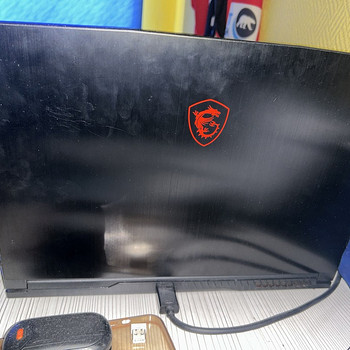 Продам игровой ноутбук msi gf63 12v