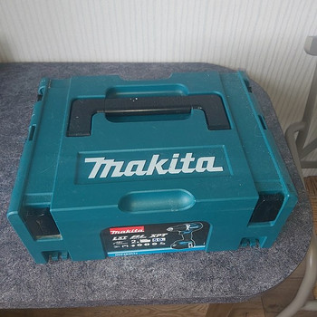 Müüa Makita akutrell